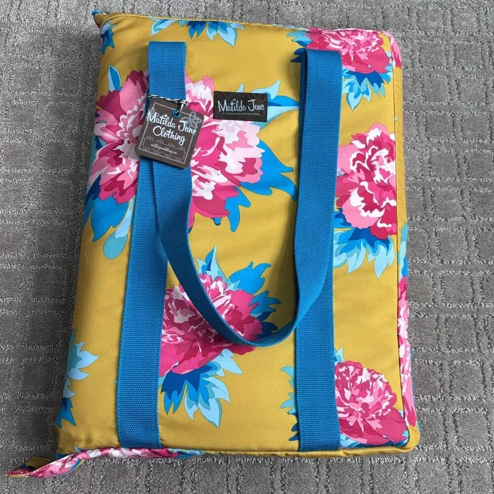 Matilda Jane Floral Camp Beach Bum Fold Up Blanket Mat Carry Tote 54x87 Picnic